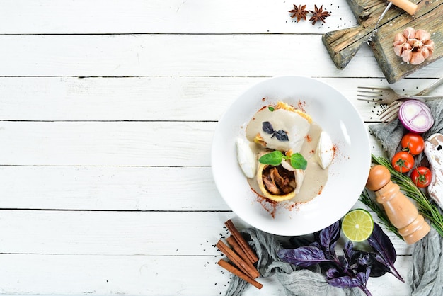 Talerz z kompozycją dań